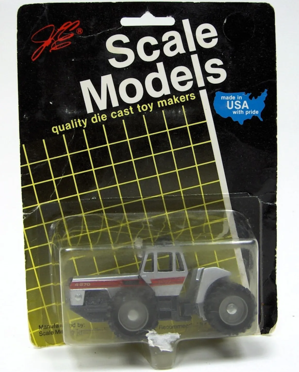 1/64 White 4-270 Red Stripe 4WD with Duals by Scale Models