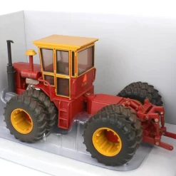 Dusty Chase Unit ~ 1/32 Versatile 145 with Front & Rear Duals, ERTL Prestige Collection