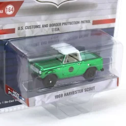 Green Chrome Super Chase ~ 1/64 1969 Harvester Scout Half Cab, US Customs & Border Patrol, Hot Pursuit Special Edition