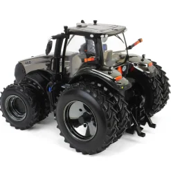 Gun Metal Chrome Chase Unit ~ 1/32 Case IH Magnum 405 Tractor, 2024 Farm Show, ERTL Prestige