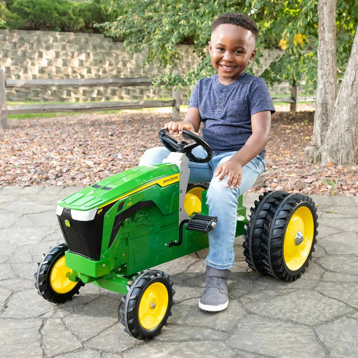 John Deere 8R 340 Pedal Tractor with Rear Duals