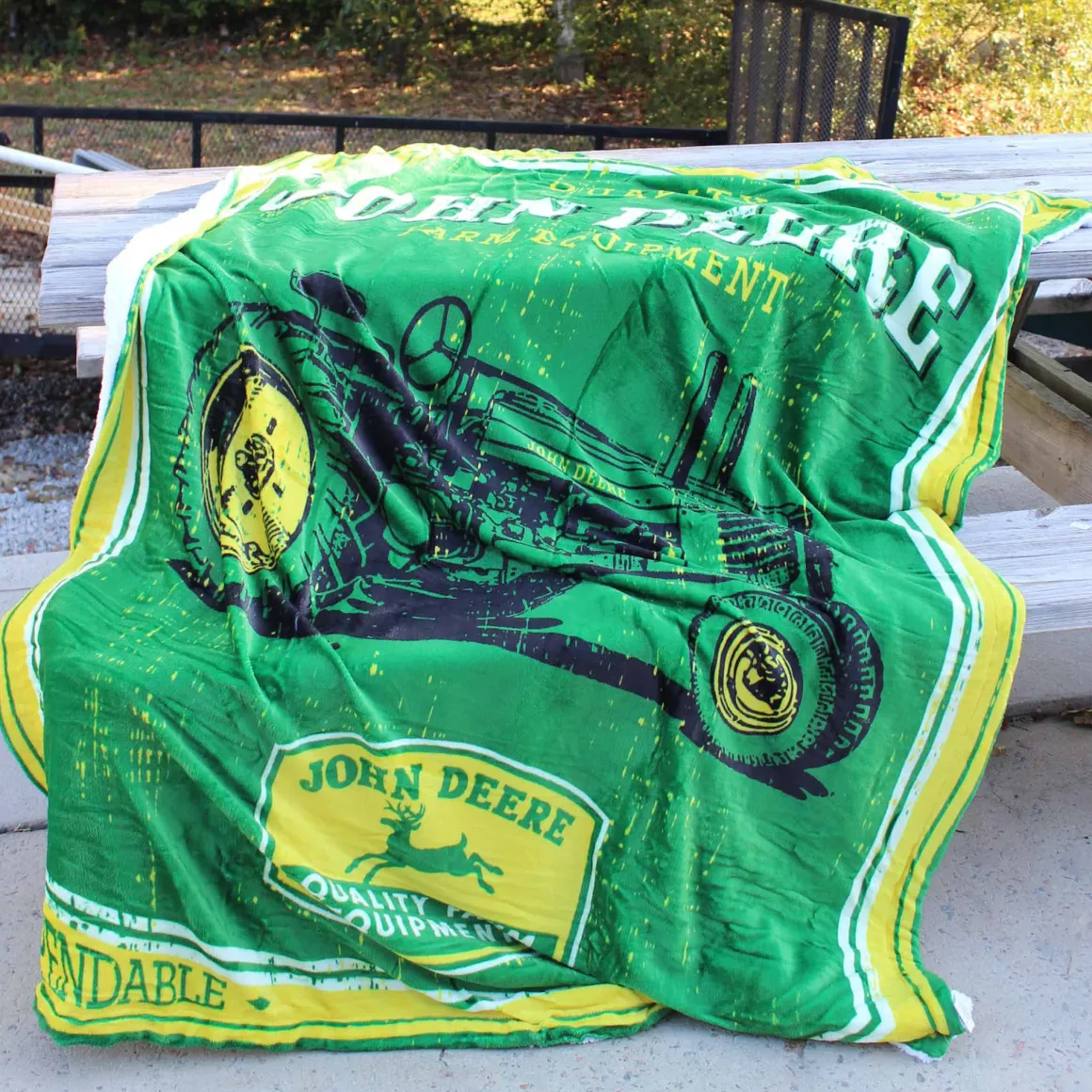 John Deere Vintage Logo 50in x 70in Throw Blanket