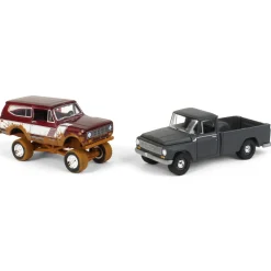 "Off Road" ~ 1/64 Exclusive Limited Edition International 2 Pack: 1965 Model 1200 & Muddy 1979 Scout