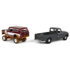 "Off Road" ~ 1/64 Exclusive Limited Edition International 2 Pack: 1965 Model 1200 & Muddy 1979 Scout