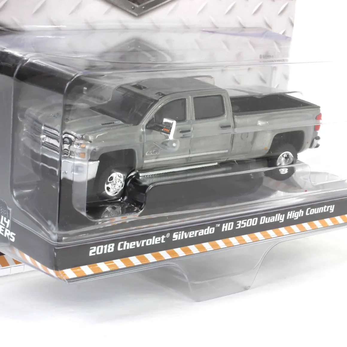 Raw Chase Unit ~ 1/64 2018 Chevrolet Silverado 3500 HD Dually High Country, Cajun Red Metallic, Dually Drivers Series 15