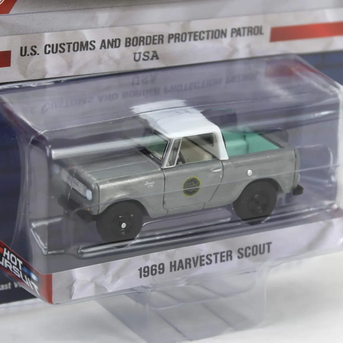 Raw Chase Unit ~ 1/64 1969 Harvester Scout Half Cab, US Customs & Border Patrol, Hot Pursuit Special Edition