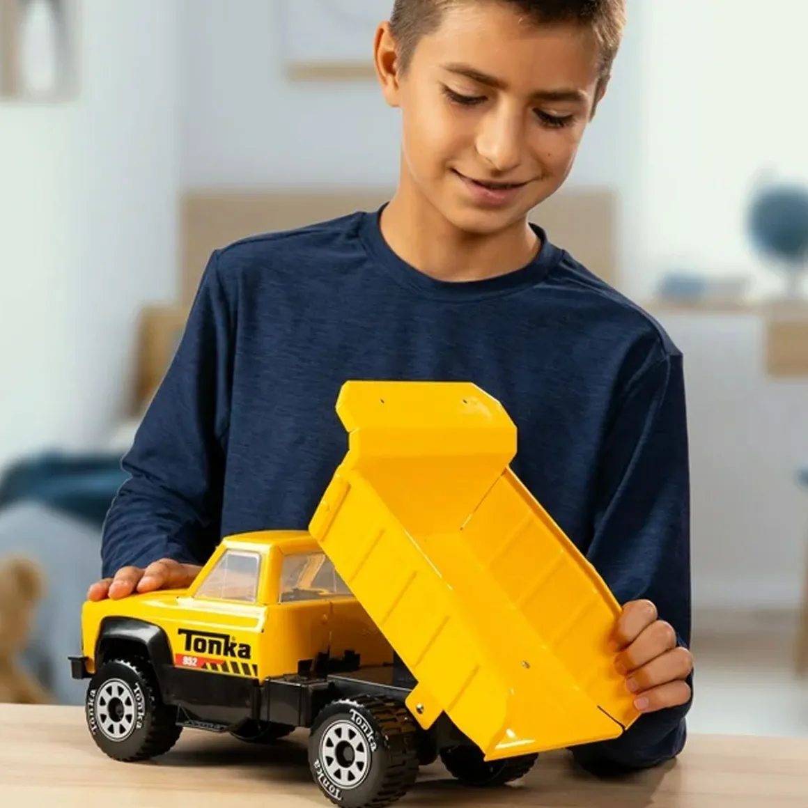 Tonka Steel Classics Retro Quarry Dump Truck