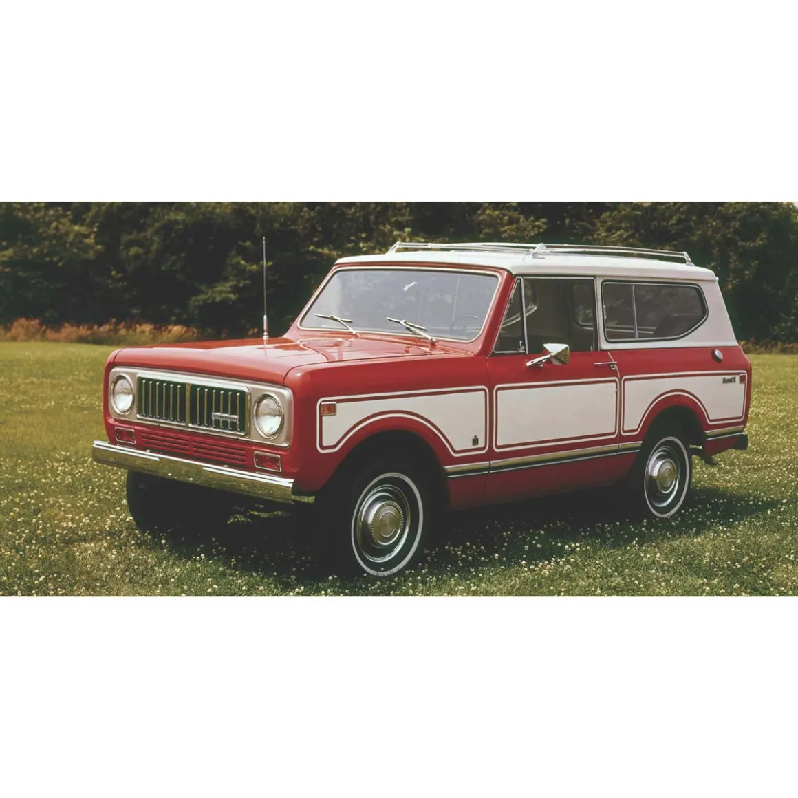 Updated International Scout Encyclopedia: The Authoritative Guide to IH's Legendary 4x4